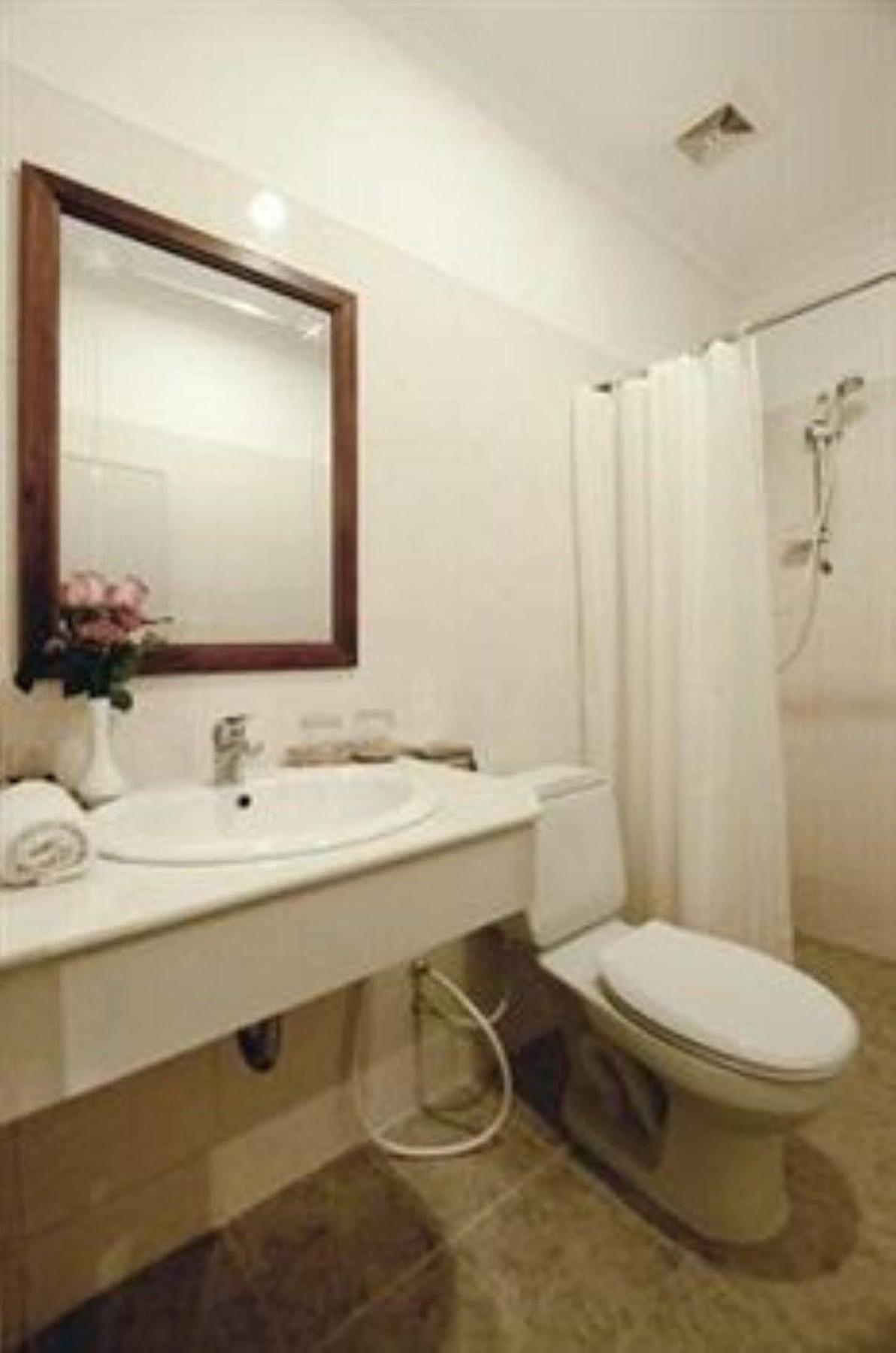 Wei Si Deng Hotel & Restaurant Phnom Penh Ngoại thất bức ảnh