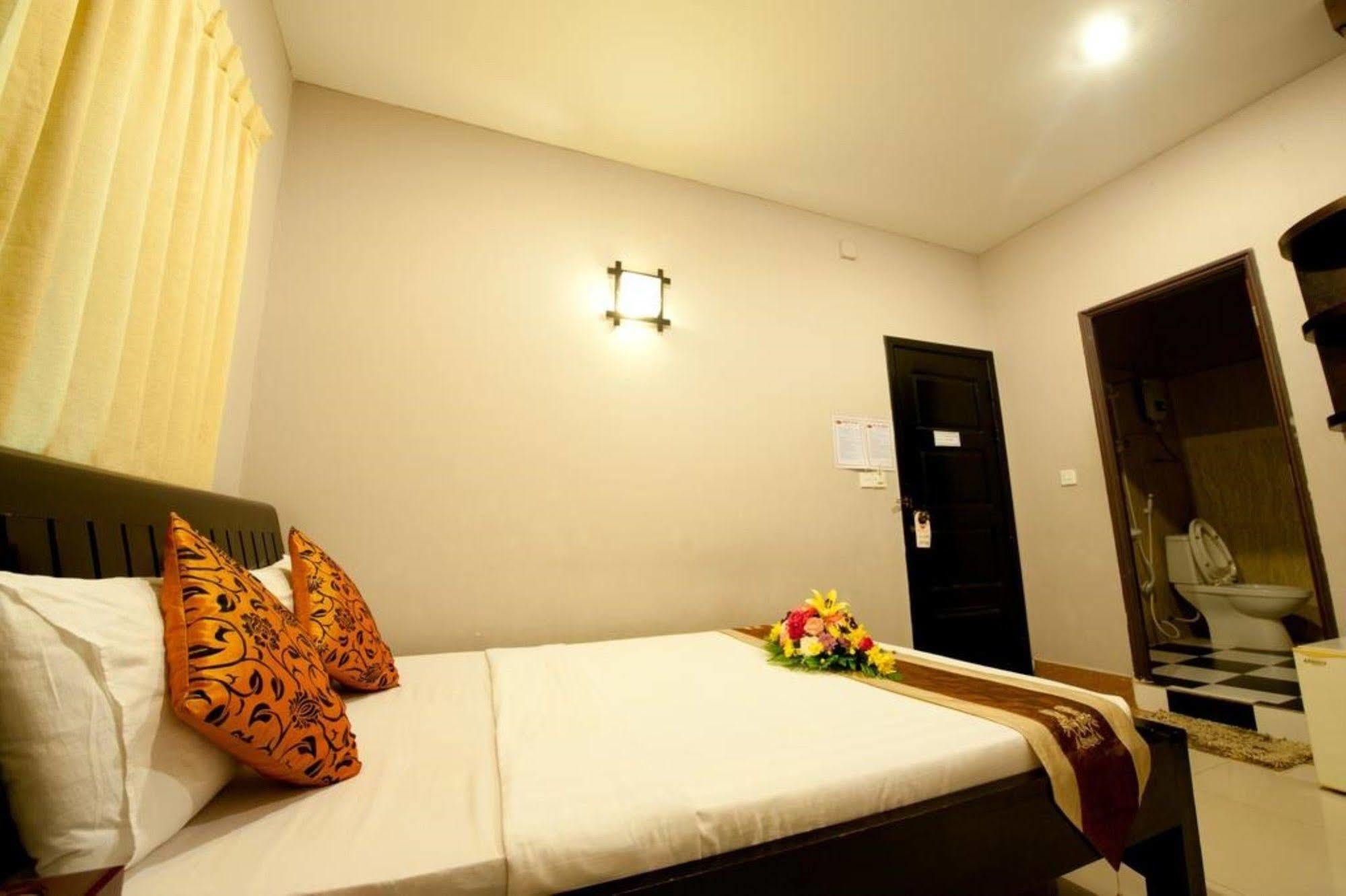 Wei Si Deng Hotel & Restaurant Phnom Penh Ngoại thất bức ảnh