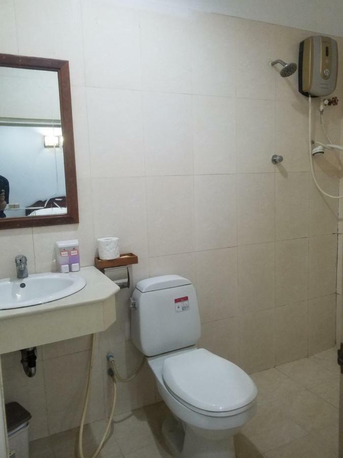 Wei Si Deng Hotel & Restaurant Phnom Penh Ngoại thất bức ảnh